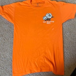 Love is a drug Pacsun tee